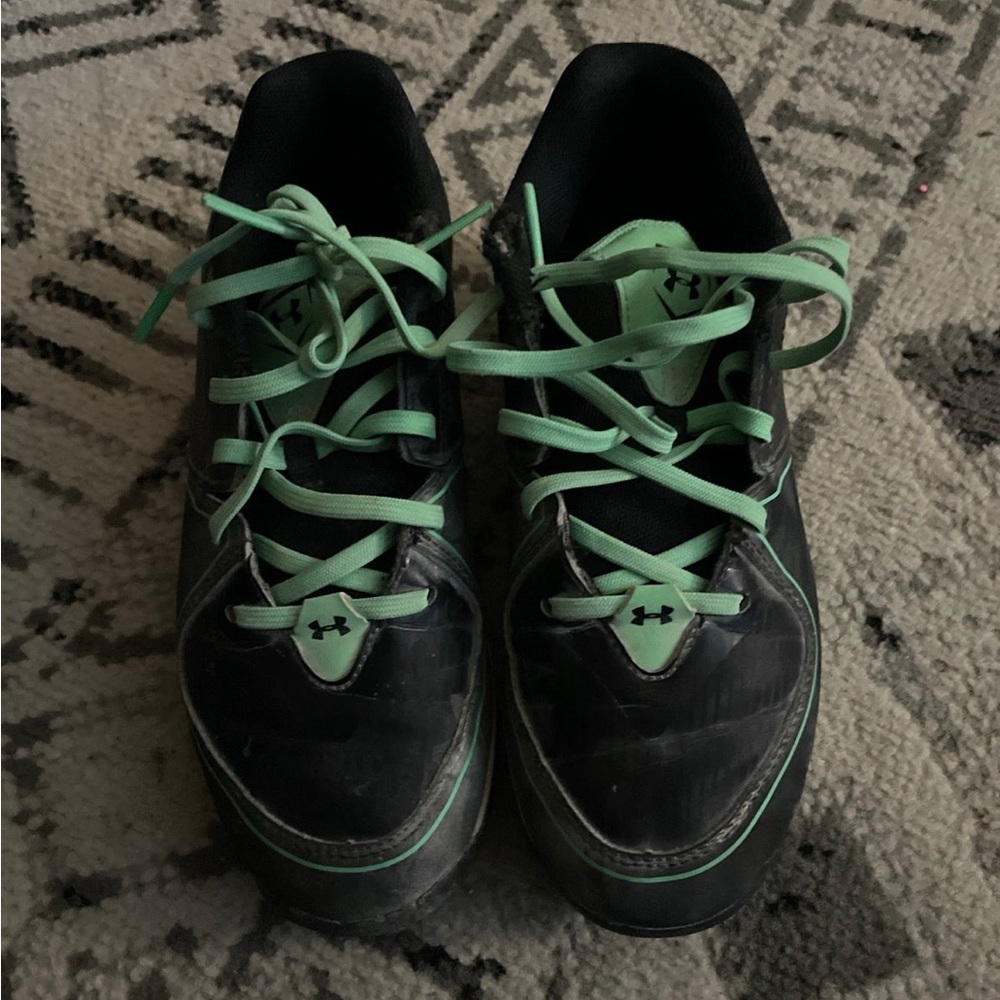 Under Armour Softball Cleats, Size 2Y, Black and Mint Green